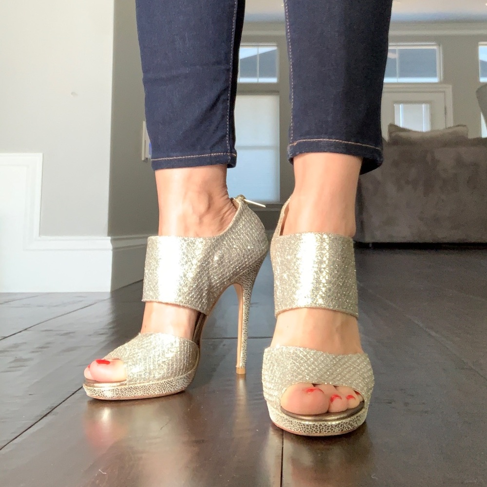 Jimmy Choo Silver Gold Metallic Private 37